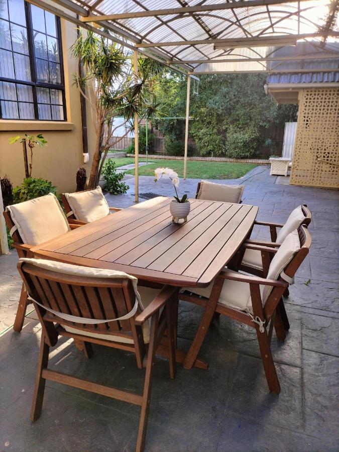 Ferienwohnung 12 Mins To Mel Airport-Good Wood House St Albans Exterior foto